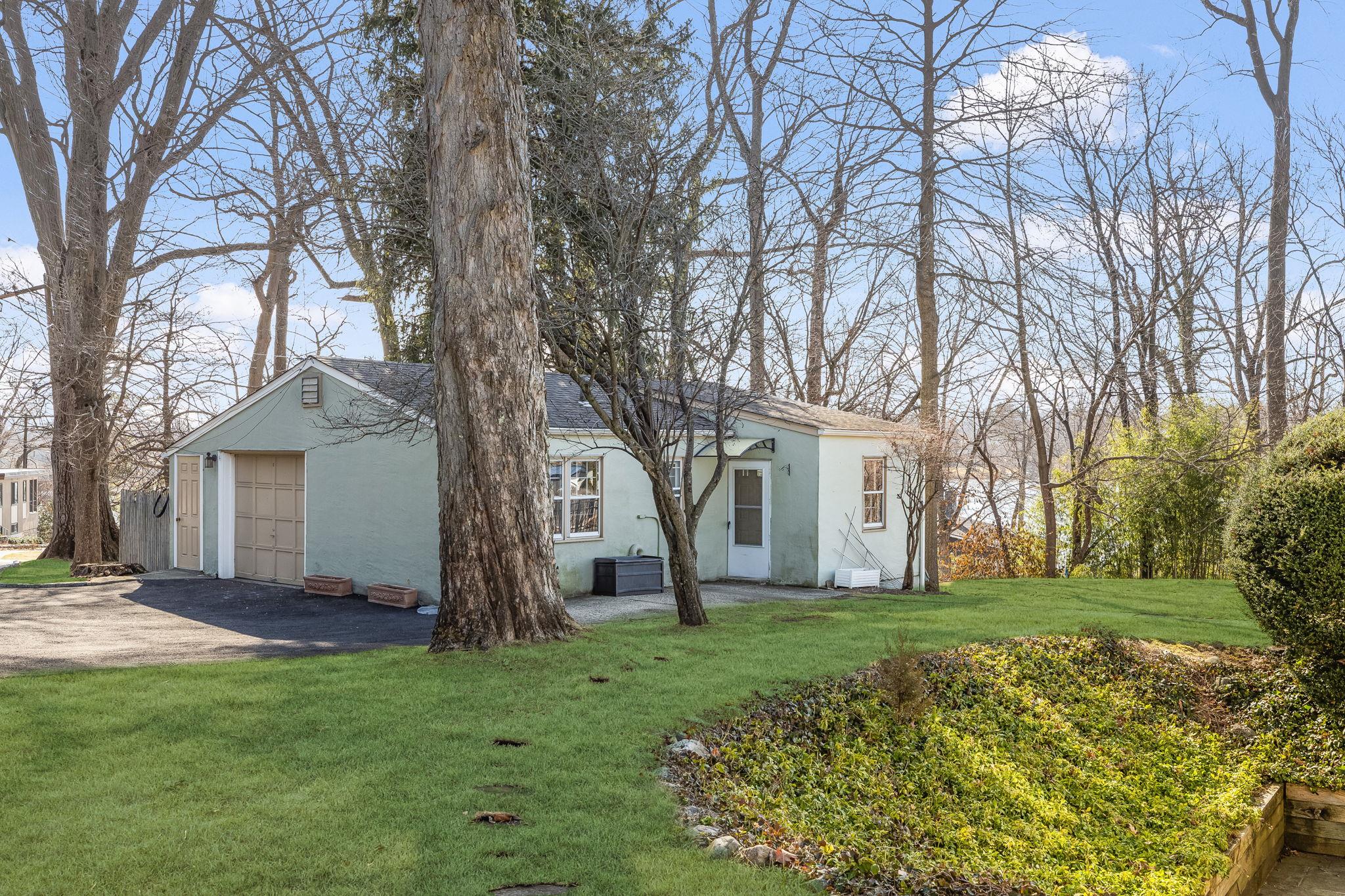 170 Wilmot Road, New Rochelle, New York image 17