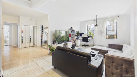 Condo For Sale - 3564 89th Street #5C<br/> Jackson Heights, NY 11372