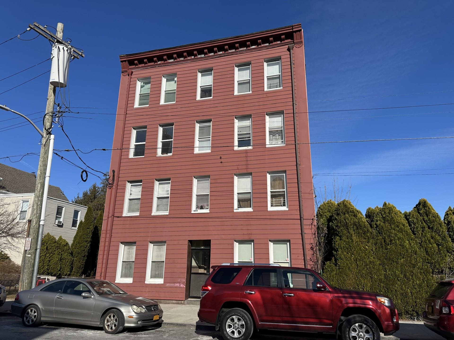 Rental Property at Fifth Street 7, New Rochelle, New York - Bedrooms: 1 
Bathrooms: 1 
Rooms: 3  - $2,475 MO.