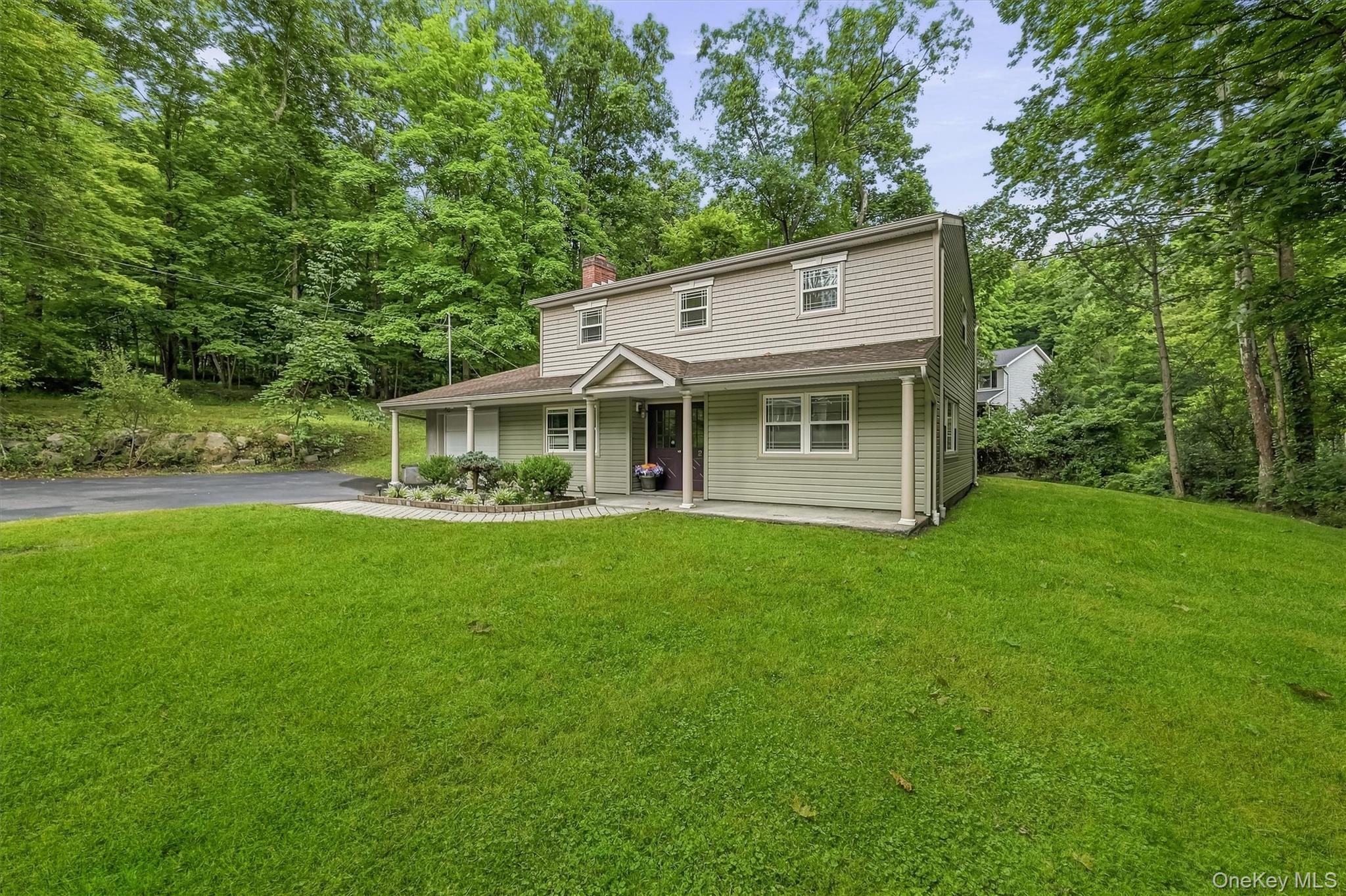 2 Lilac Hill Road