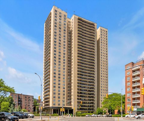 110-11 Queens Boulevard 3C Forest Hills NY 11375