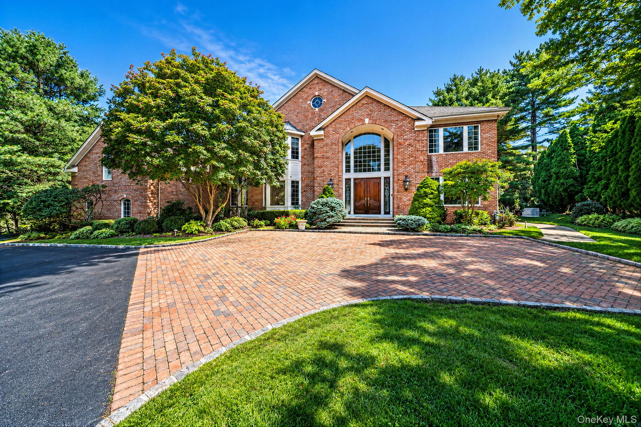 19 Cobblestone Court