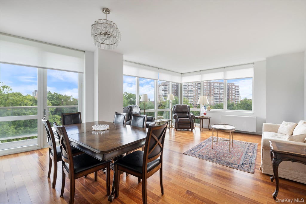 Photo of 640 W 237th Street #6A, Bronx, NY 10463 (MLS # 1048728)