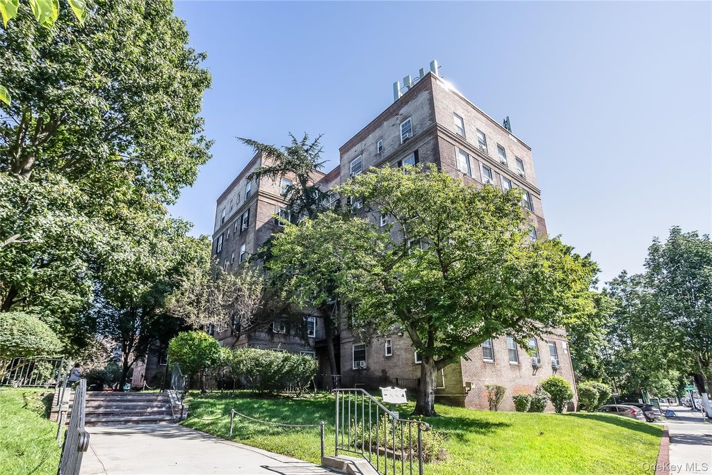 Photo of 56-05 31 Avenue #4, Woodside, NY 11377 (MLS # 958727)