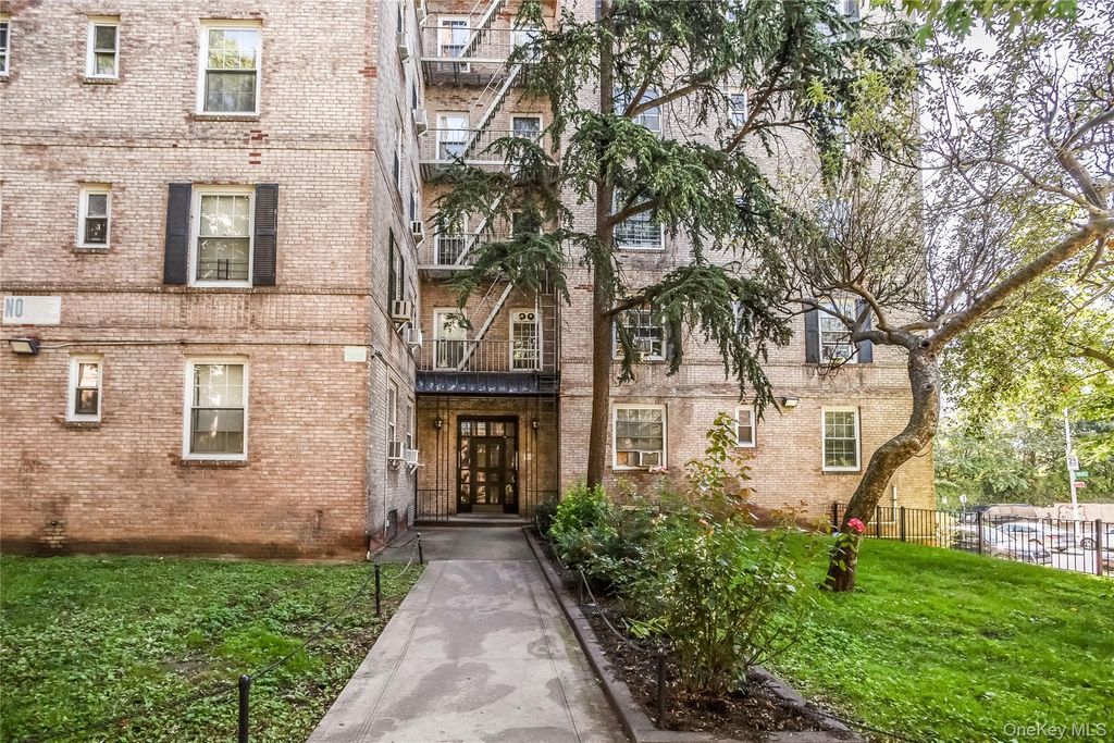 Photo of 56-05 31 Avenue #4, Woodside, NY 11377 (MLS # 958727)