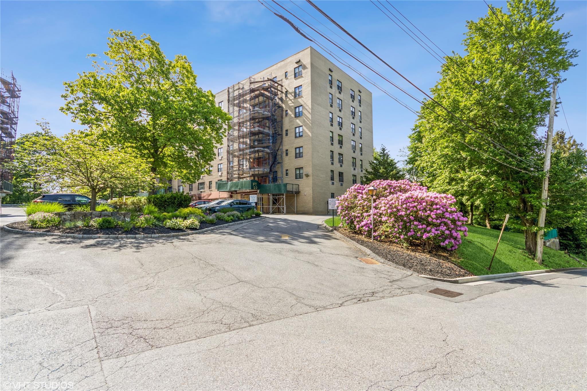 35 Stewart Place #302, Mount Kisco, New York image 1