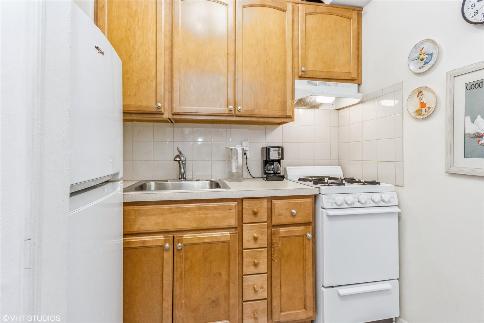 35 Stewart Place #302, Mount Kisco, New York image 3