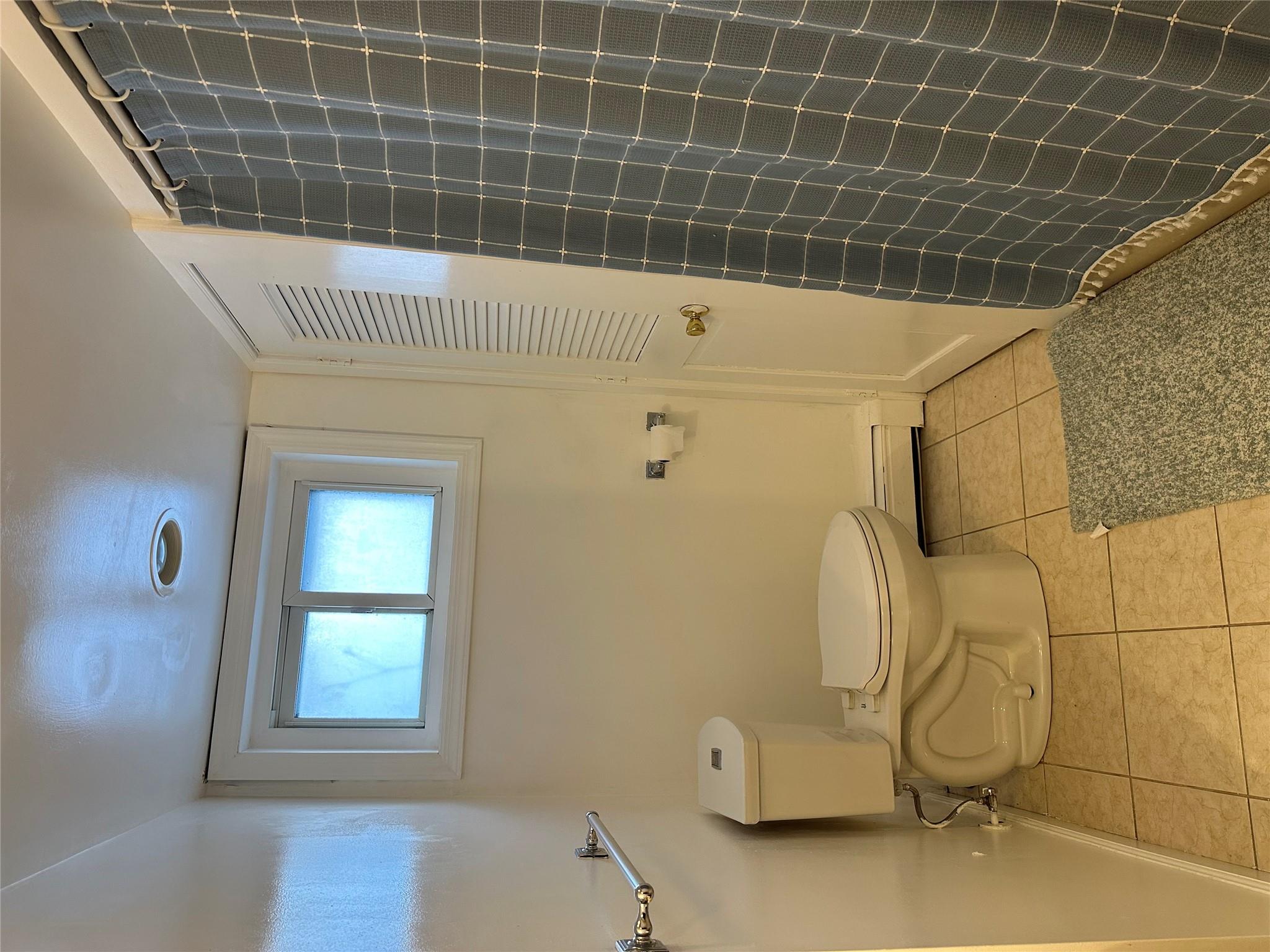 27 Hart Street Street, Port Jefferson Station, New York image 17
