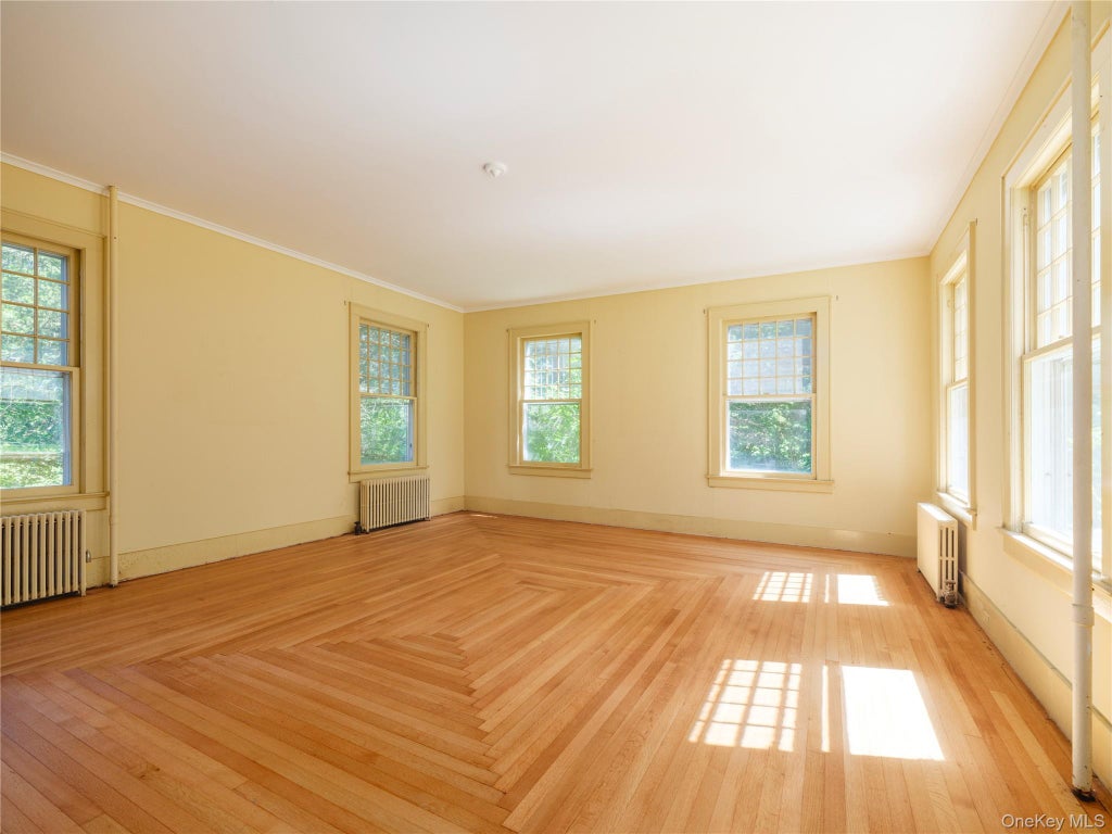 Photo of 825 Munn Lane, Orient, NY 11957 (MLS # 1043398)