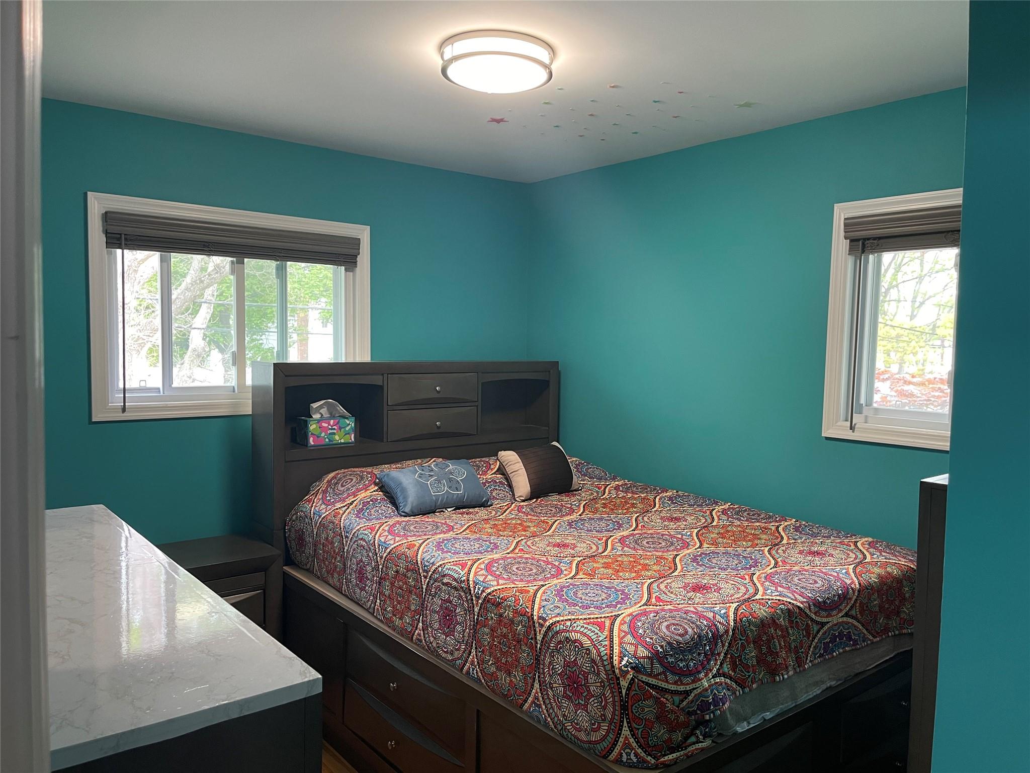 311 Plymouth Street, Dix Hills, New York image 34