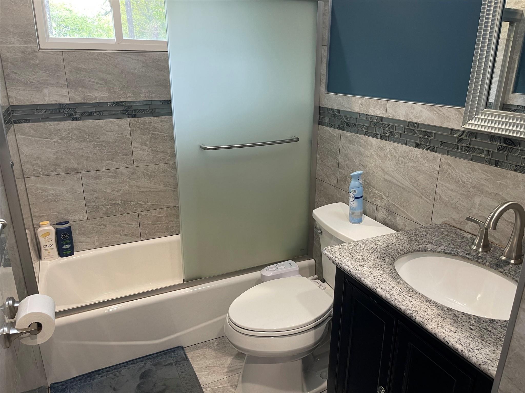 311 Plymouth Street, Dix Hills, New York image 24