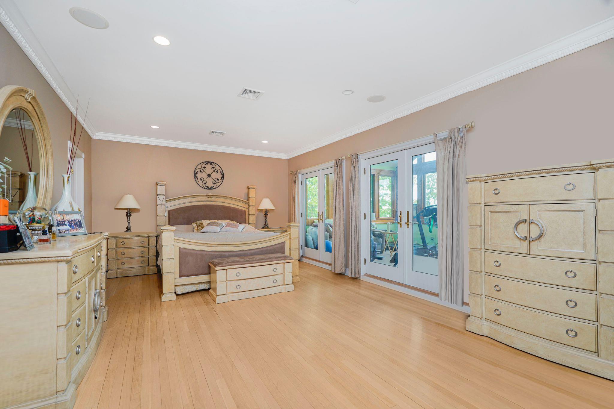 16 Diana Trail, Staten Island, New York image 25