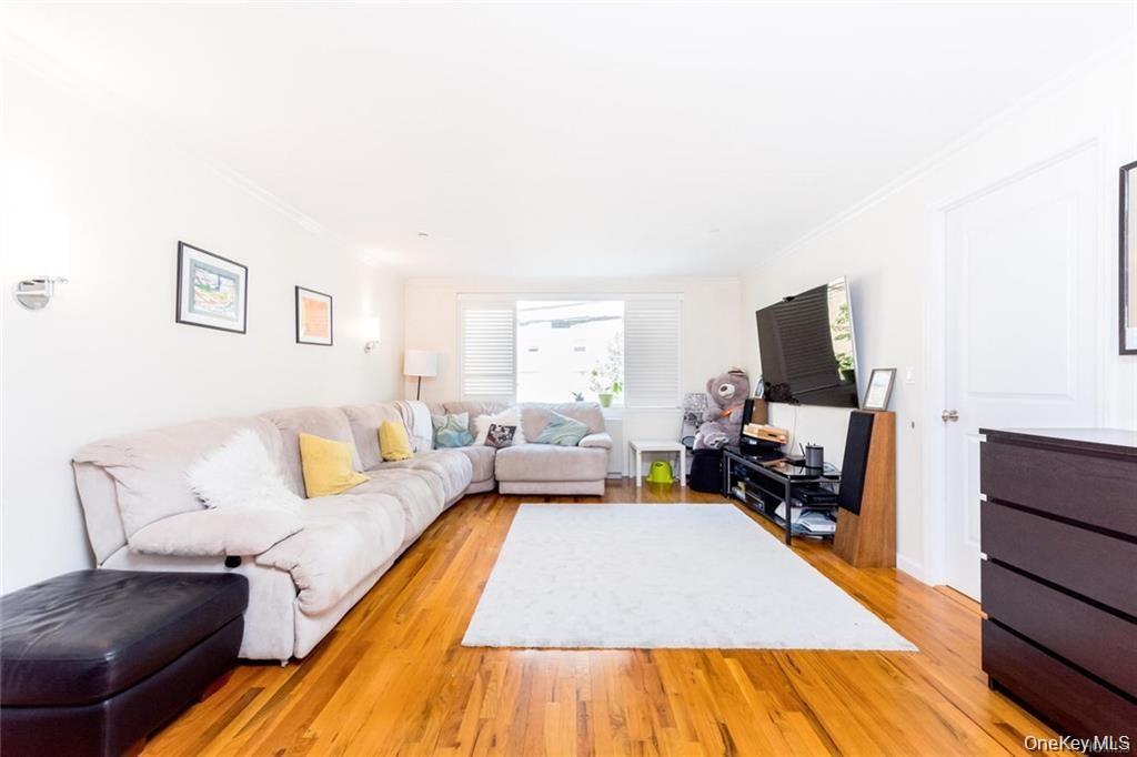 Photo of 3800 Blackstone Avenue #2S, Bronx, NY 10463 (MLS # 1052610)