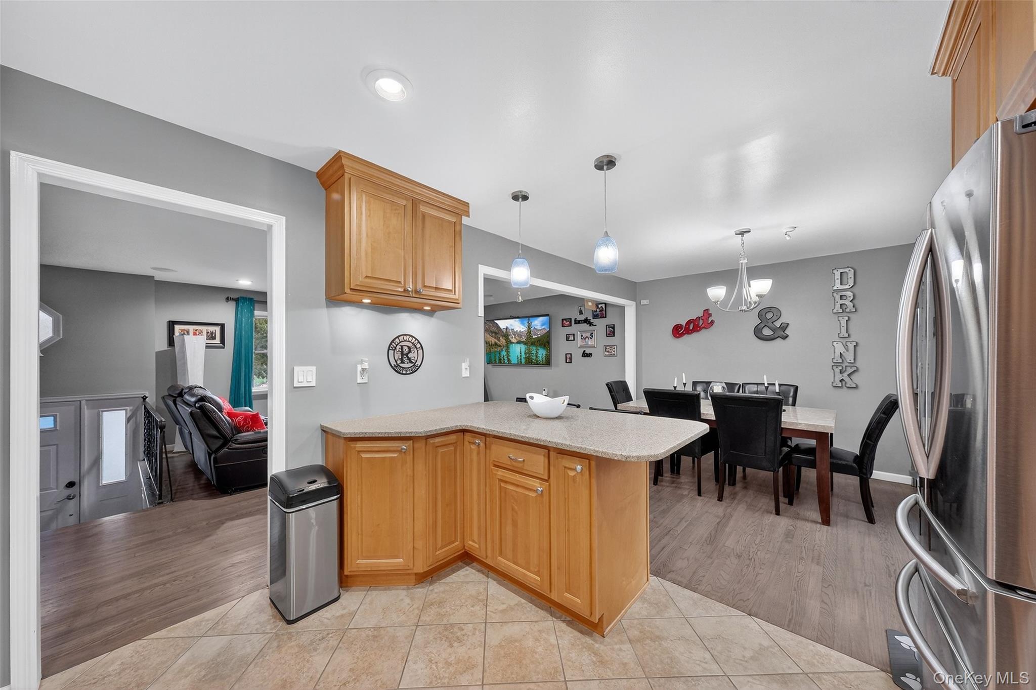 Buchanan, New York 10511, United States, 4 Bedrooms Bedrooms, ,2 BathroomsBathrooms,Residential,Active,222393