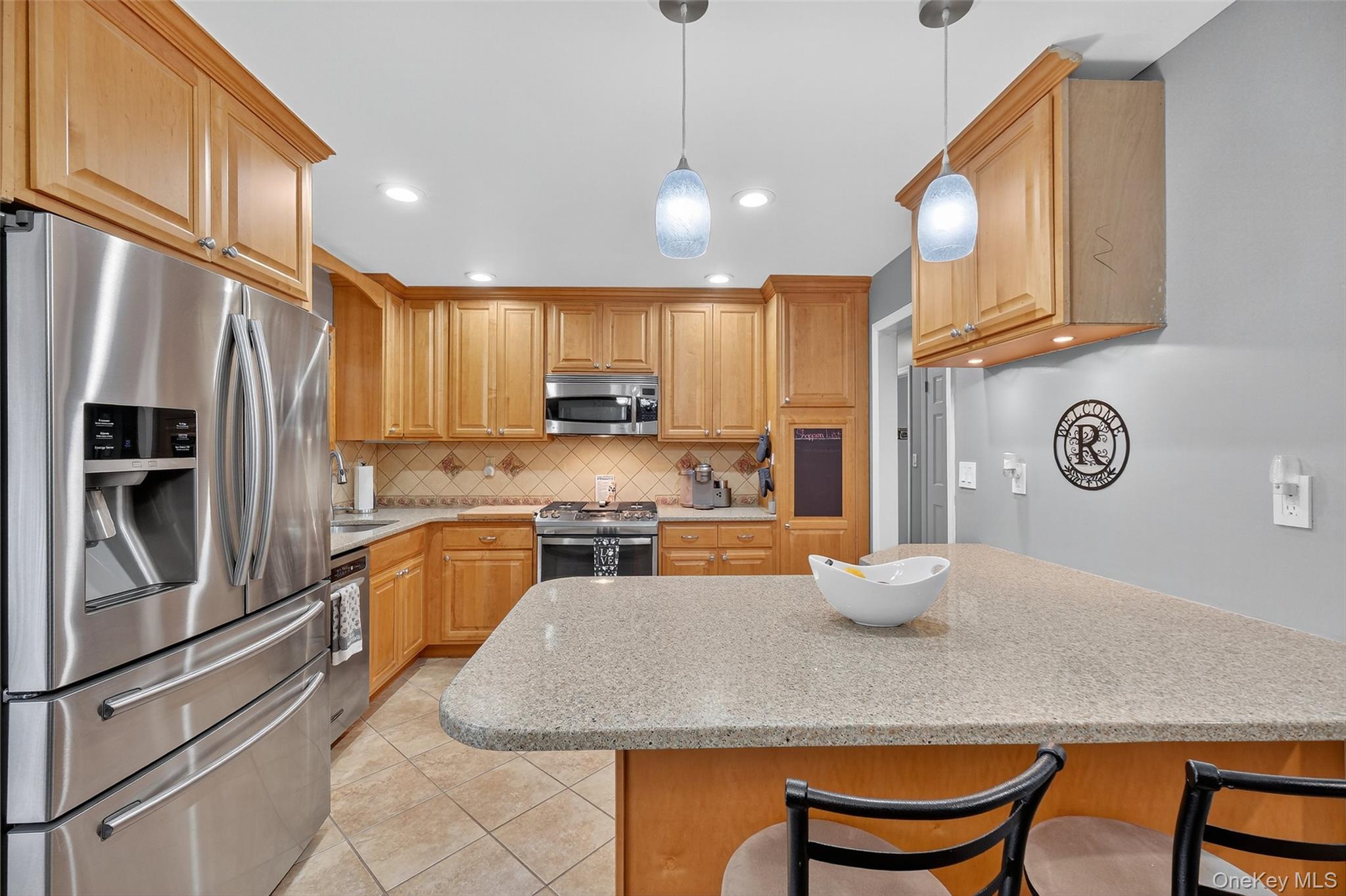 Buchanan, New York 10511, United States, 4 Bedrooms Bedrooms, ,2 BathroomsBathrooms,Residential,Active,222393