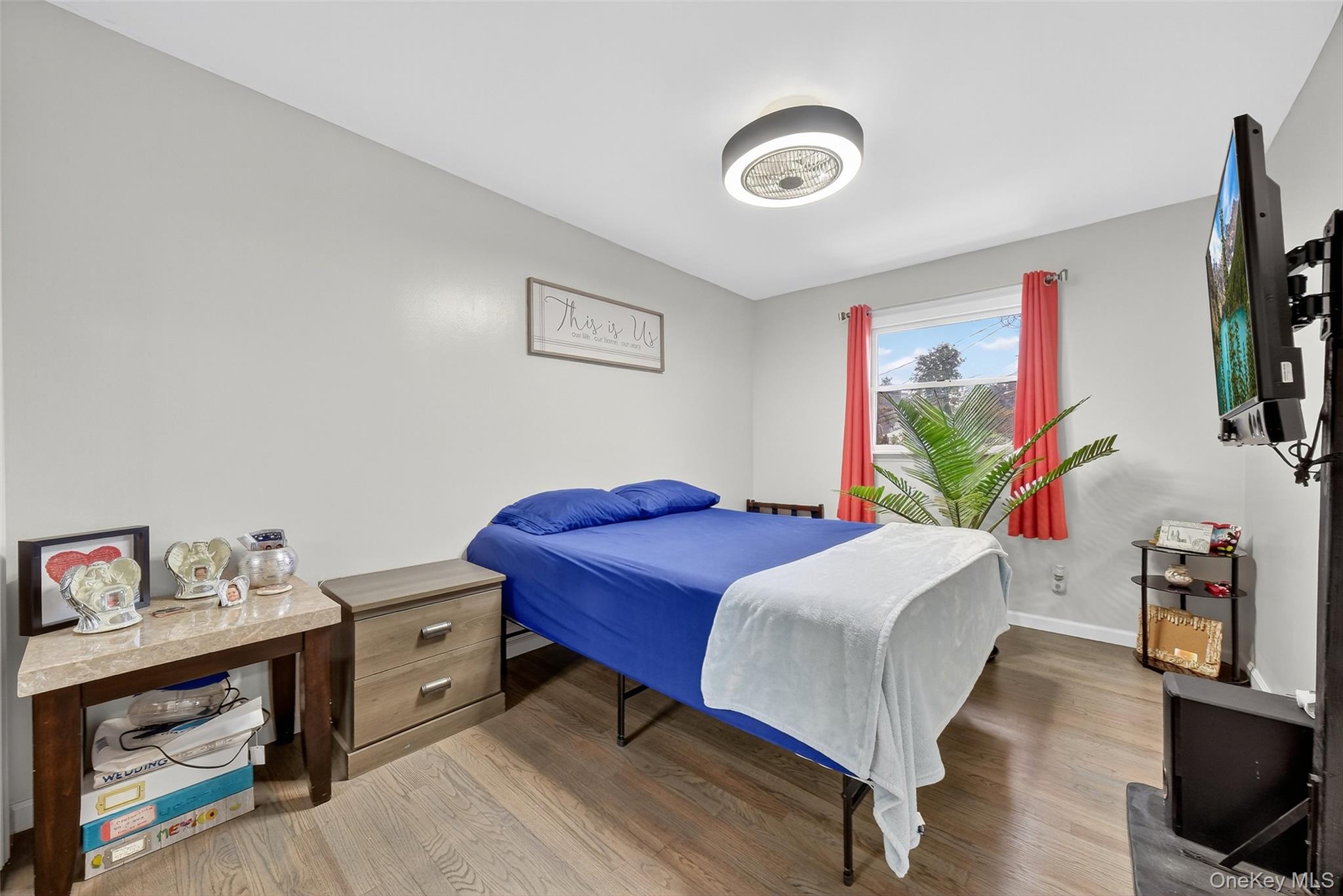 Buchanan, New York 10511, United States, 4 Bedrooms Bedrooms, ,2 BathroomsBathrooms,Residential,Active,222393