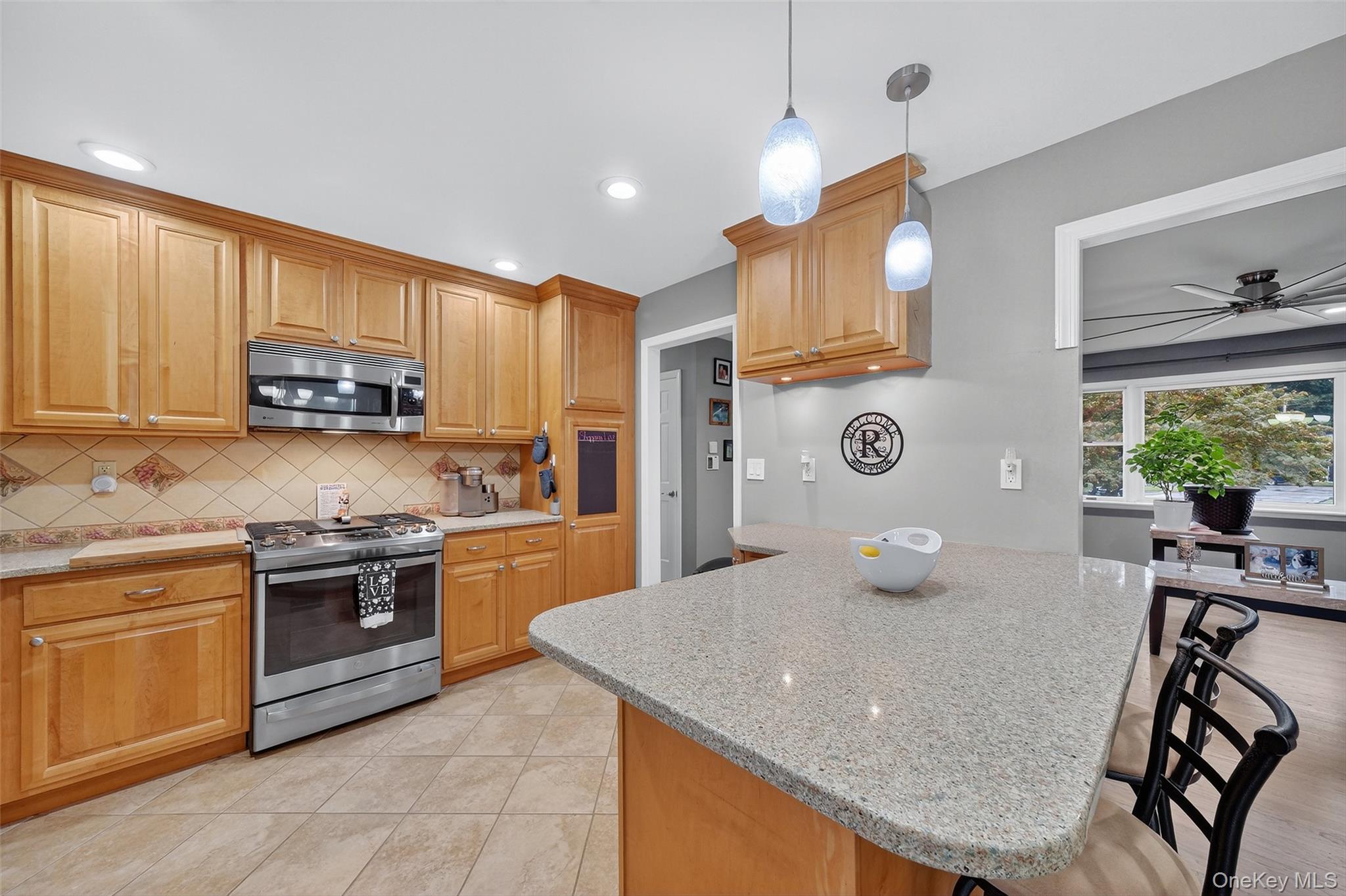 Buchanan, New York 10511, United States, 4 Bedrooms Bedrooms, ,2 BathroomsBathrooms,Residential,Active,222393