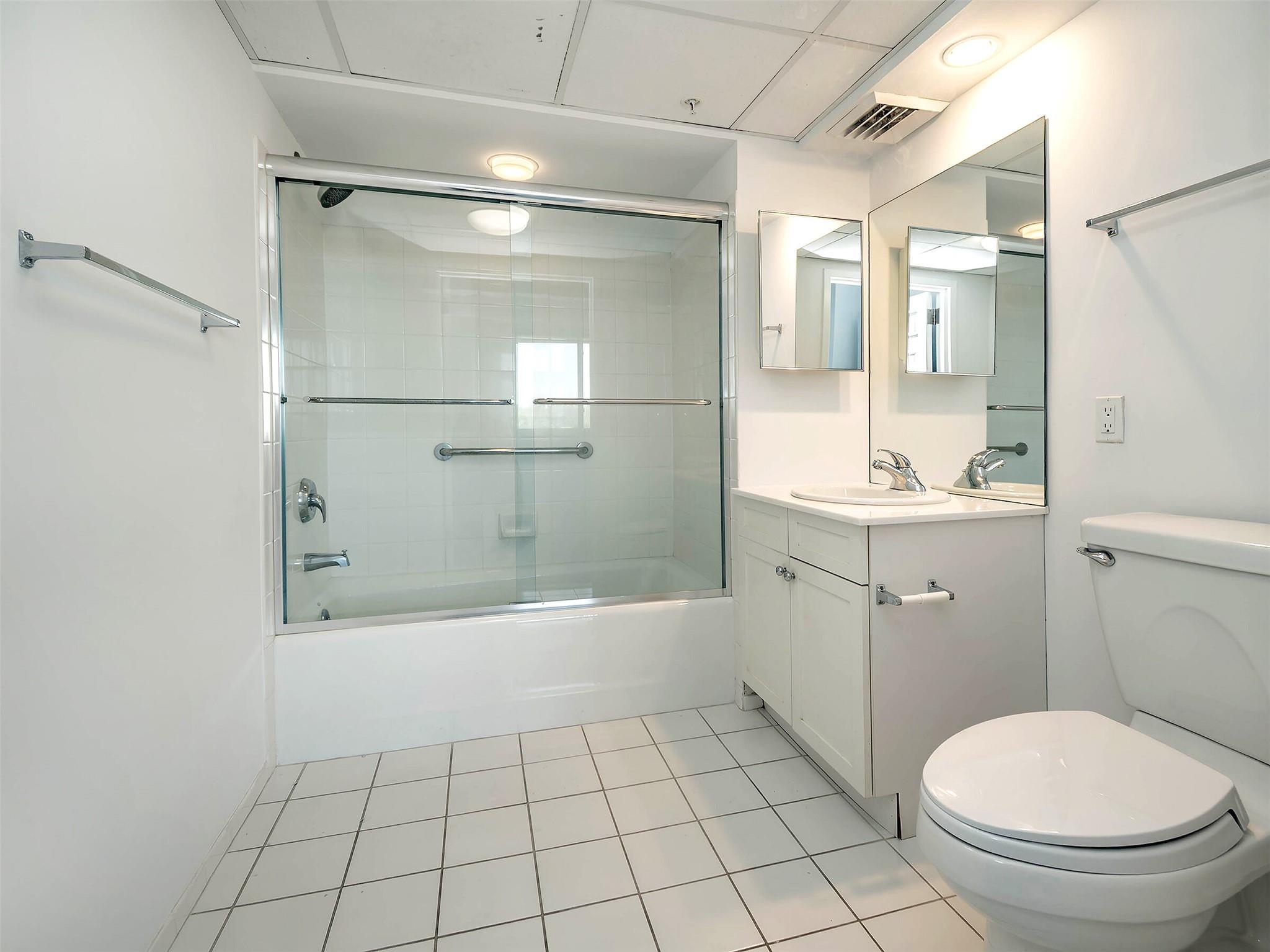 100 Harbor View Drive #515, Port Washington, New York image 13