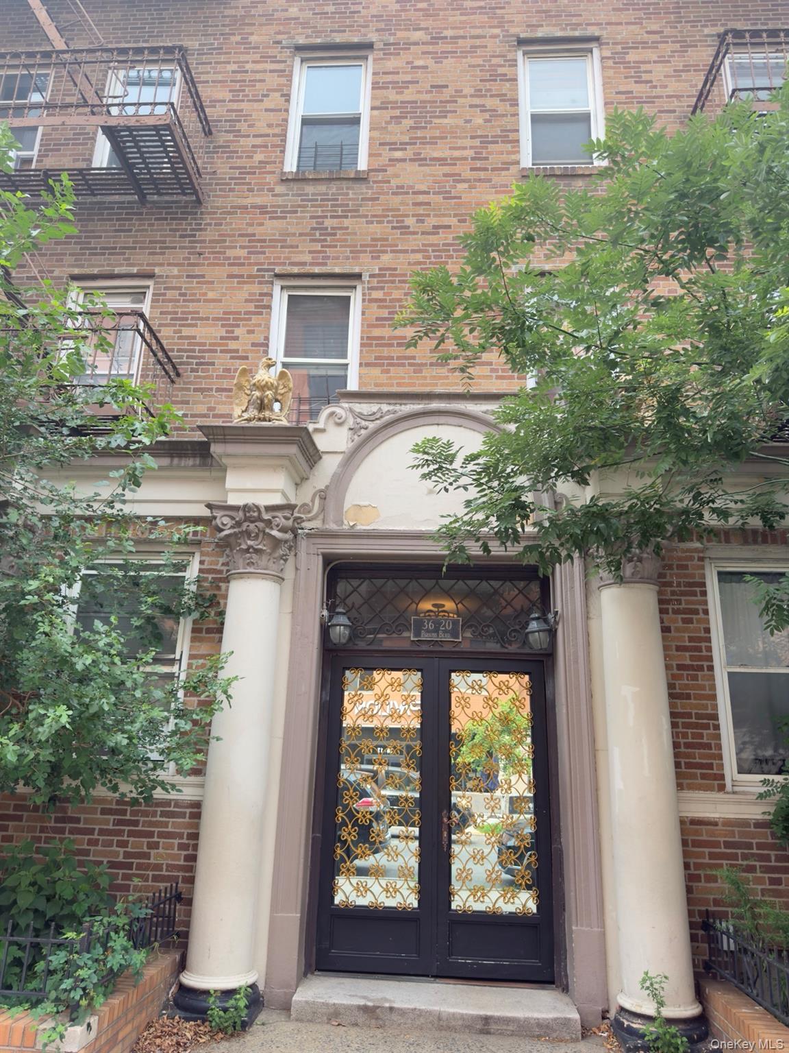 Photo 1 of 11 — 36-20 Parsons Blvd 4FL, Flushing, NY 11354