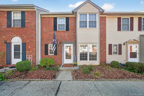 64 Yorkshire Terrace Washingtonville NY 10992