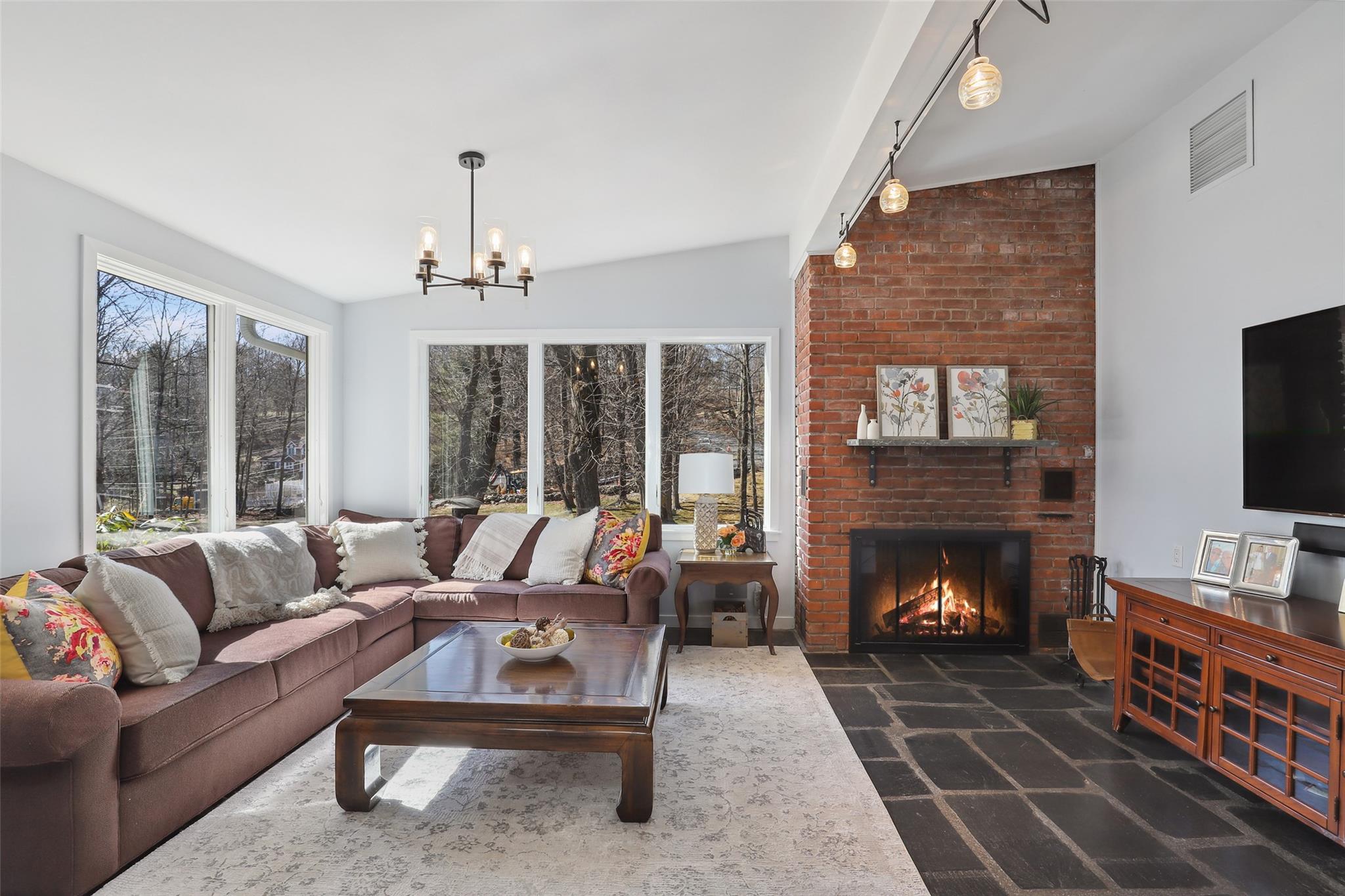 101 Long Hill Road, Briarcliff Manor, New York image 7