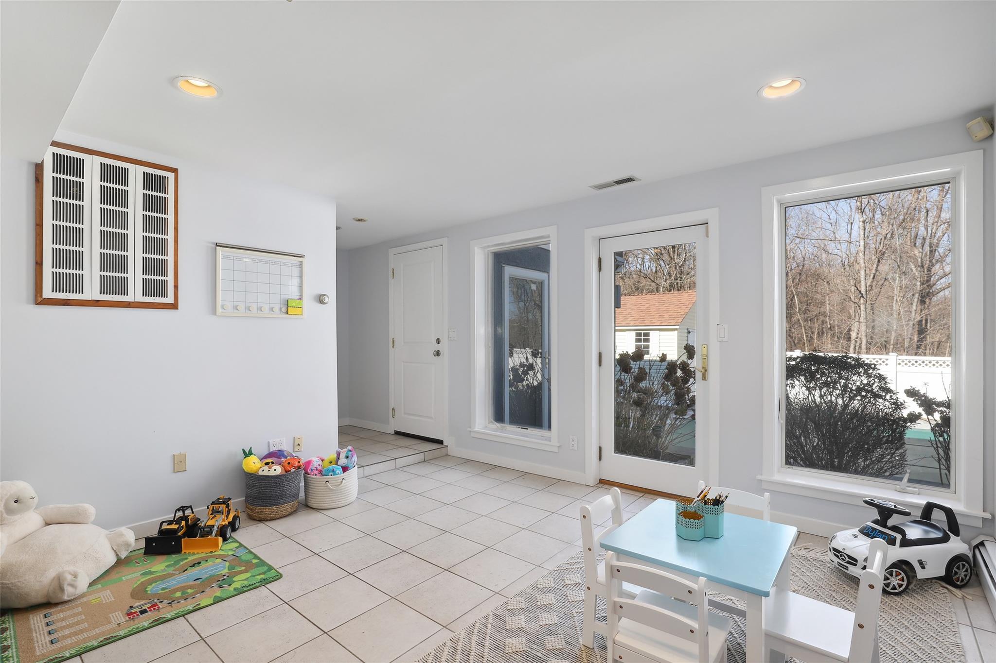 101 Long Hill Road, Briarcliff Manor, New York image 22