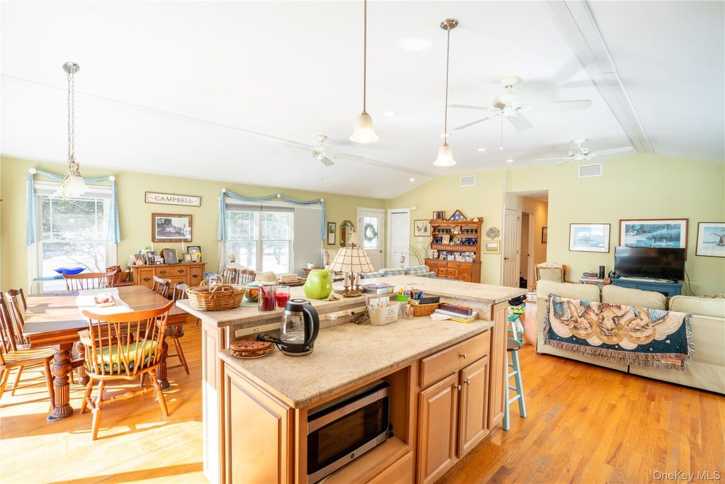 Photo of 1545 E Gillette Drive, East Marion, NY 11939 (MLS # 960982)