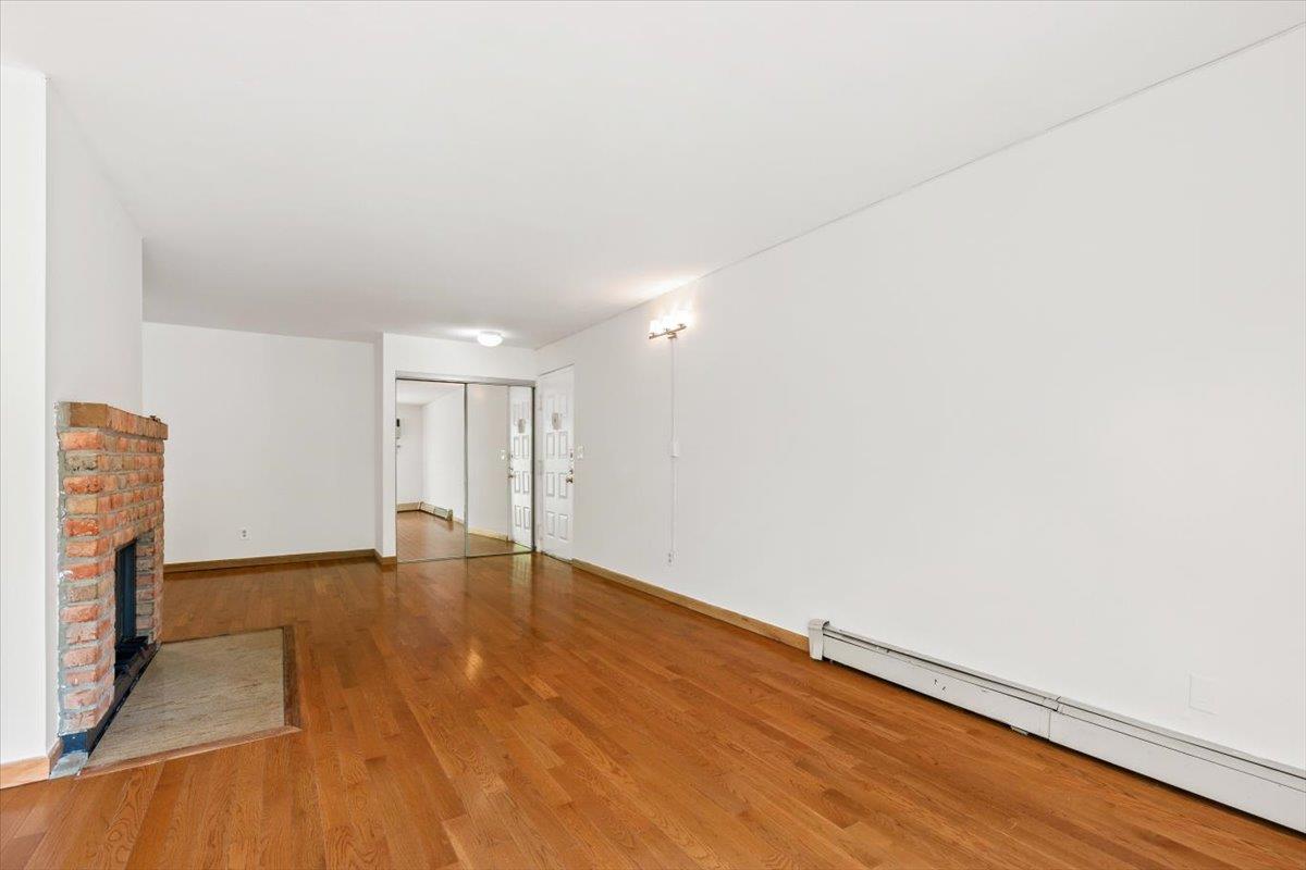 555 Central Park Avenue 352