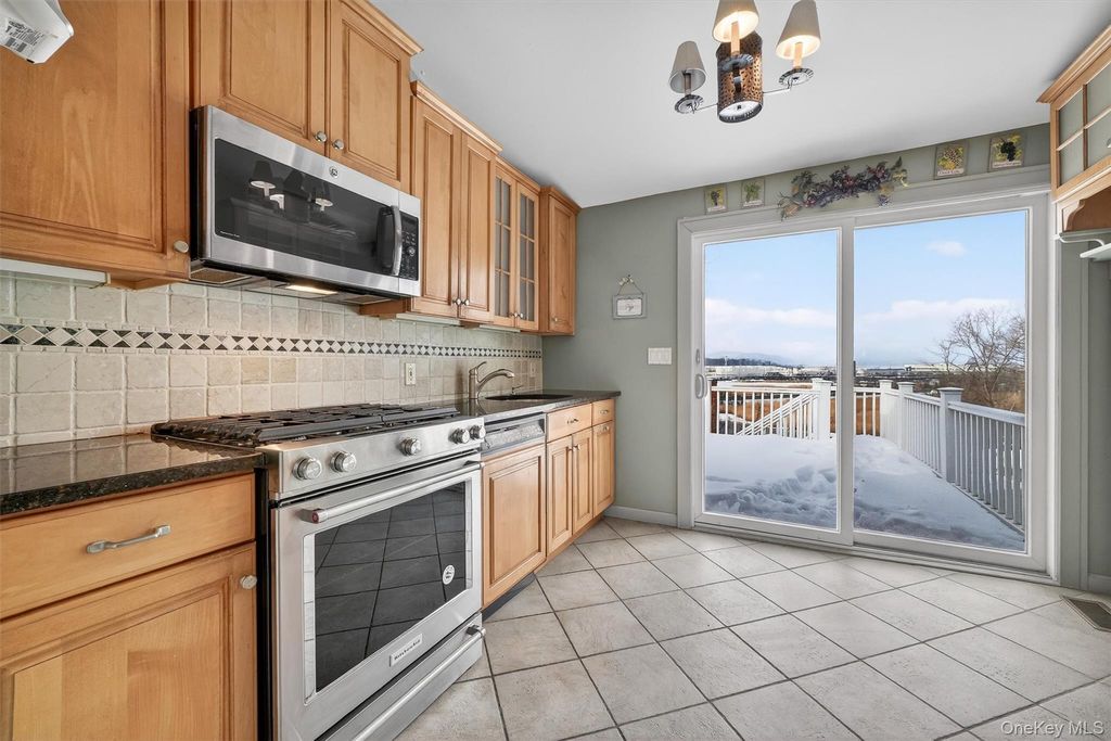 Photo of 45 Old Albany Post Road, Ossining, NY 10562 (MLS # 959771)