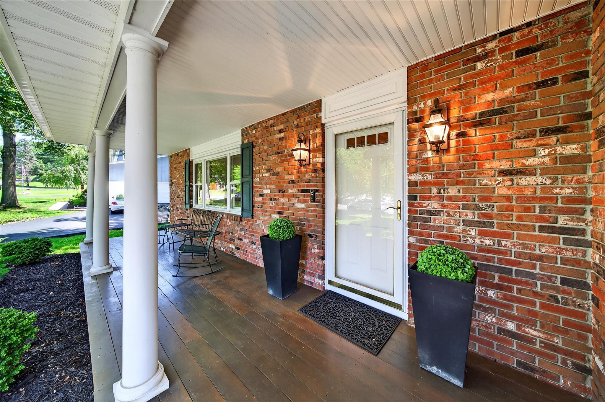 25 Gregory Drive