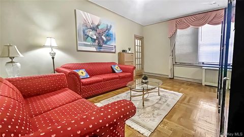 Photo of 37-20 81st St #5G, Jackson Heights, NY 11372 (MLS # 1024570)