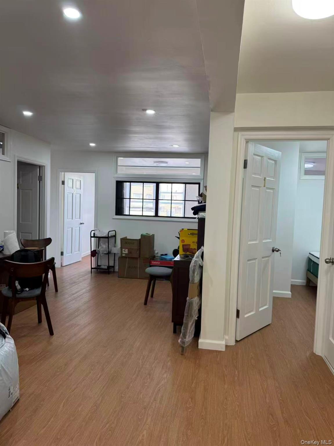 41-25 kissena Boulevard 6HH