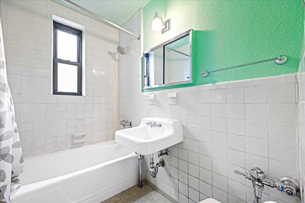2015 St Paul Avenue #3G, Bronx, New York image 18