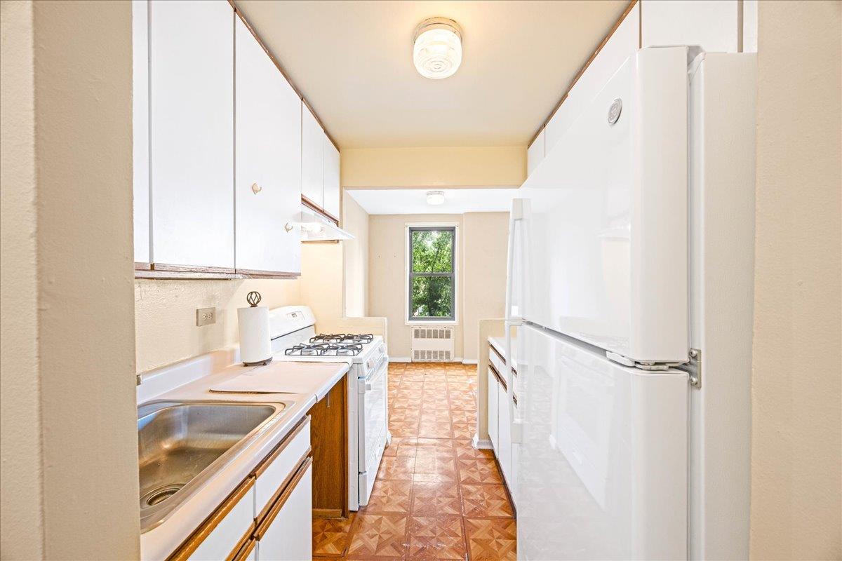 2015 St Paul Avenue #3G, Bronx, New York image 14