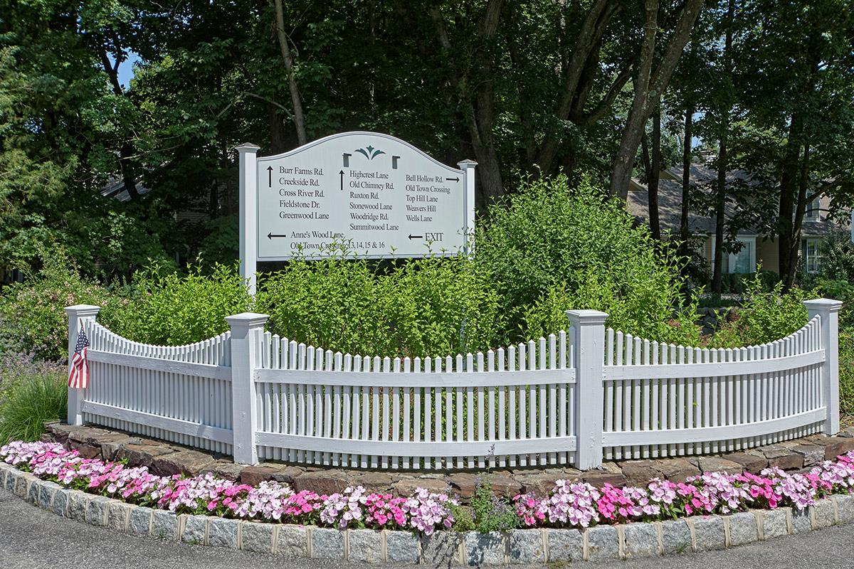 134 Ruxton Road, Mount Kisco, New York image 25