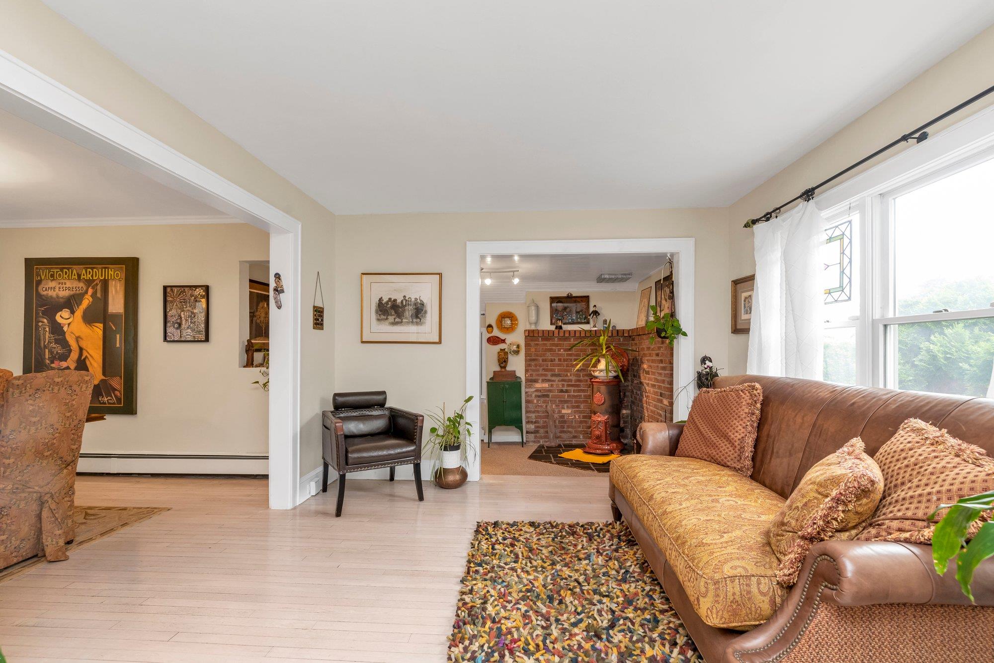 1833 Gregory Avenue, Merrick, New York image 4