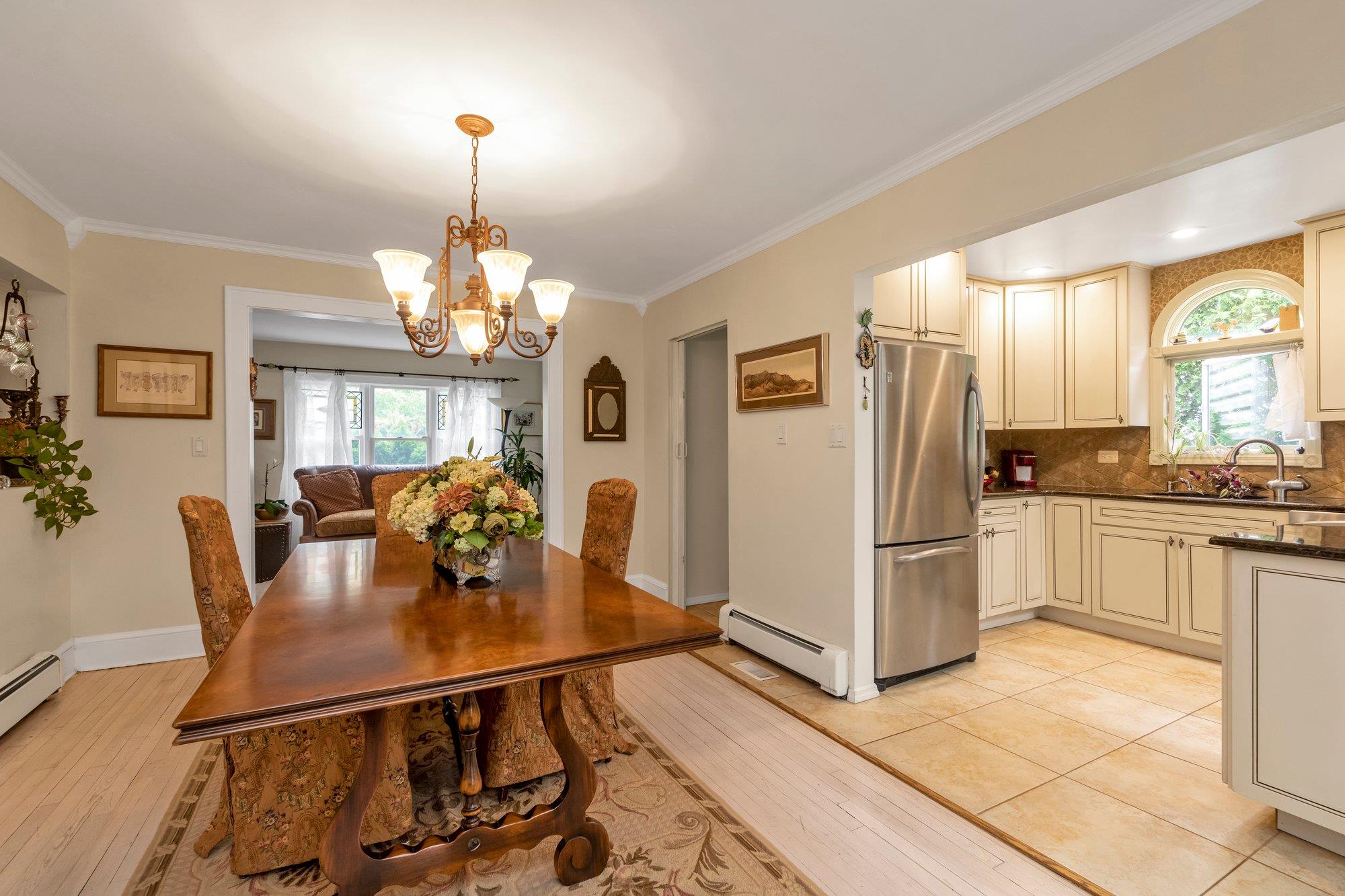 1833 Gregory Avenue, Merrick, New York image 7