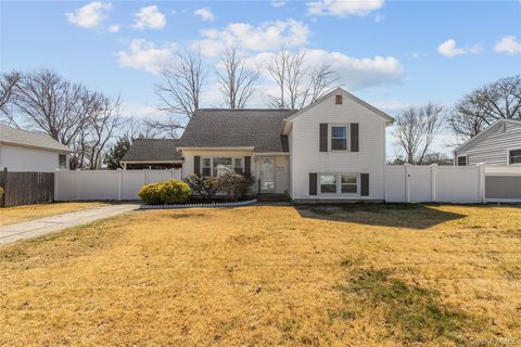 58 Saddle Lane Centereach NY 11720