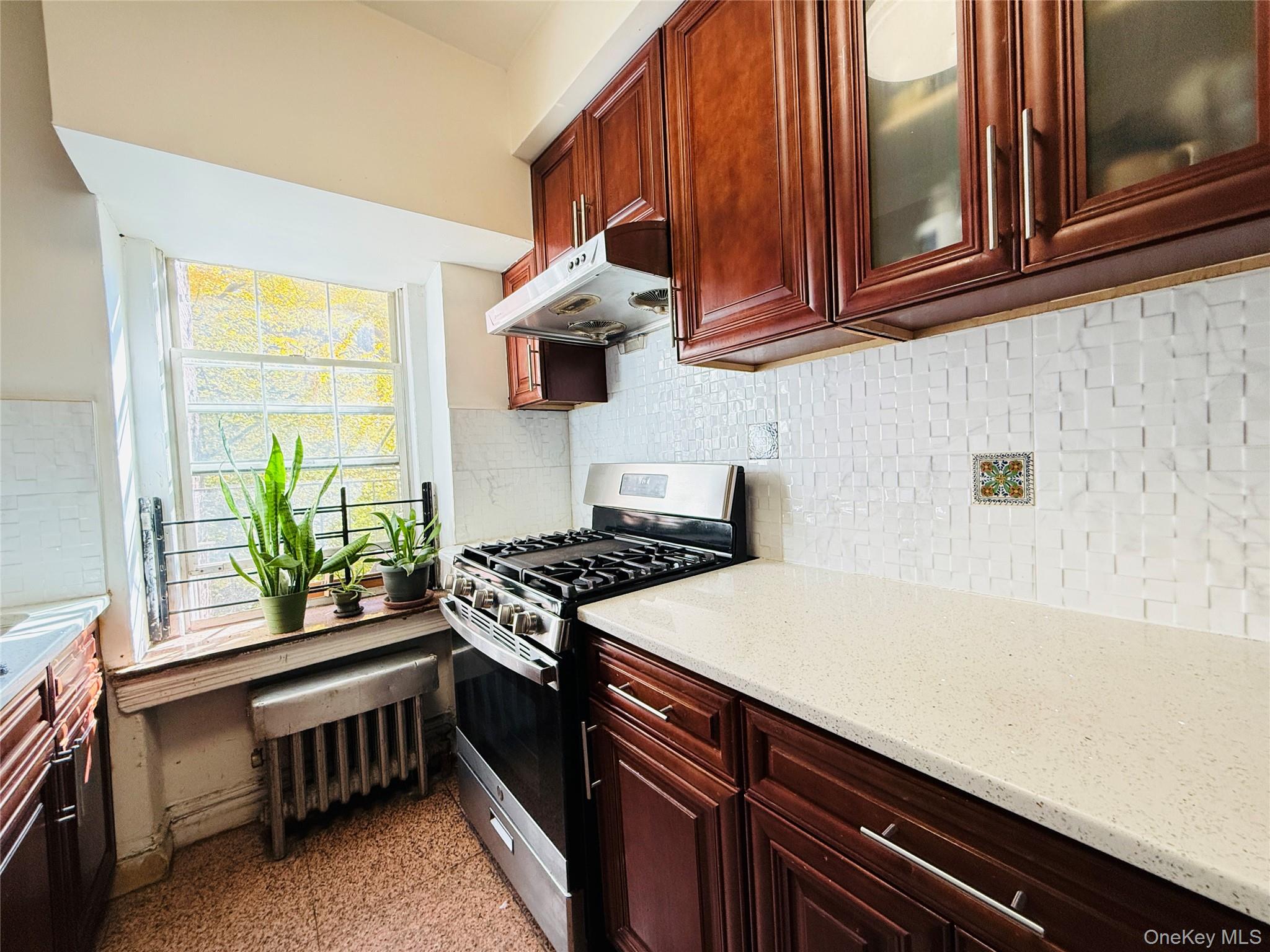 88-11 Elmhurst Avenue C7