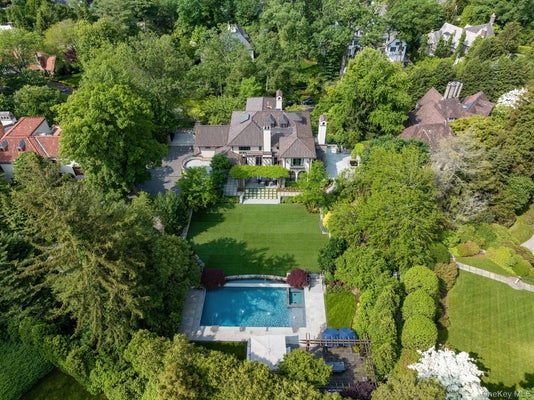 47 MASTERTON RD, BRONXVILLE, NY 10708 - Image fa793cc3e9debb67accd0eb45c4d0da1/222739752