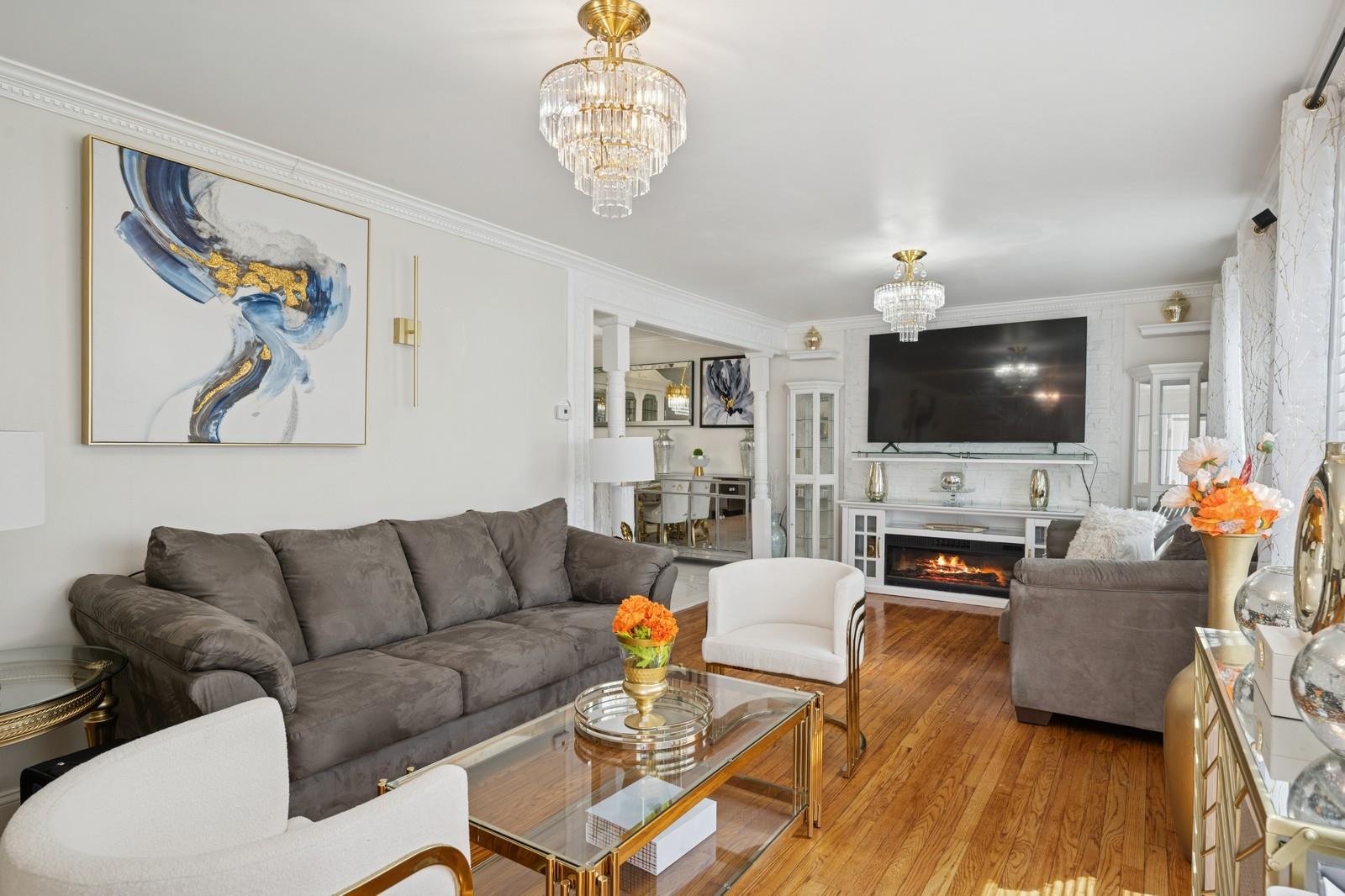 165 Throop Street, West Babylon, New York image 2