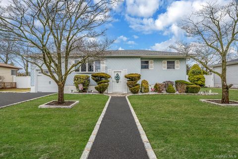 Homes For Sale - 141 Conerty Street<br/> Brentwood, NY 11717