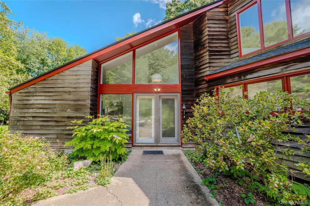 Photo of 215 Lane Gate Road, Cold Spring, NY 10516 (MLS # 1010699)