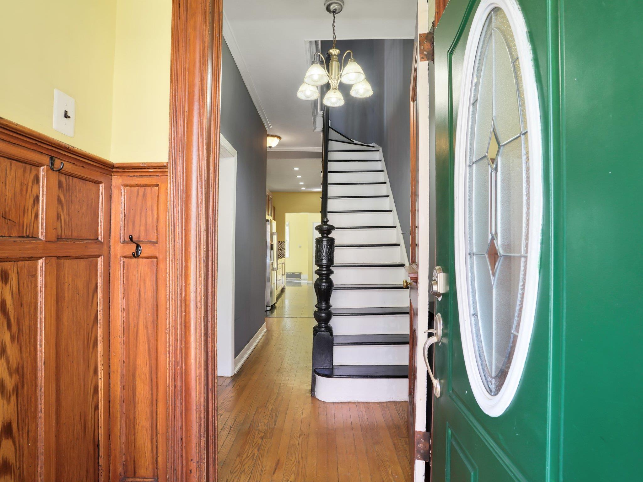 324 E 239th Street, Bronx, New York image 6
