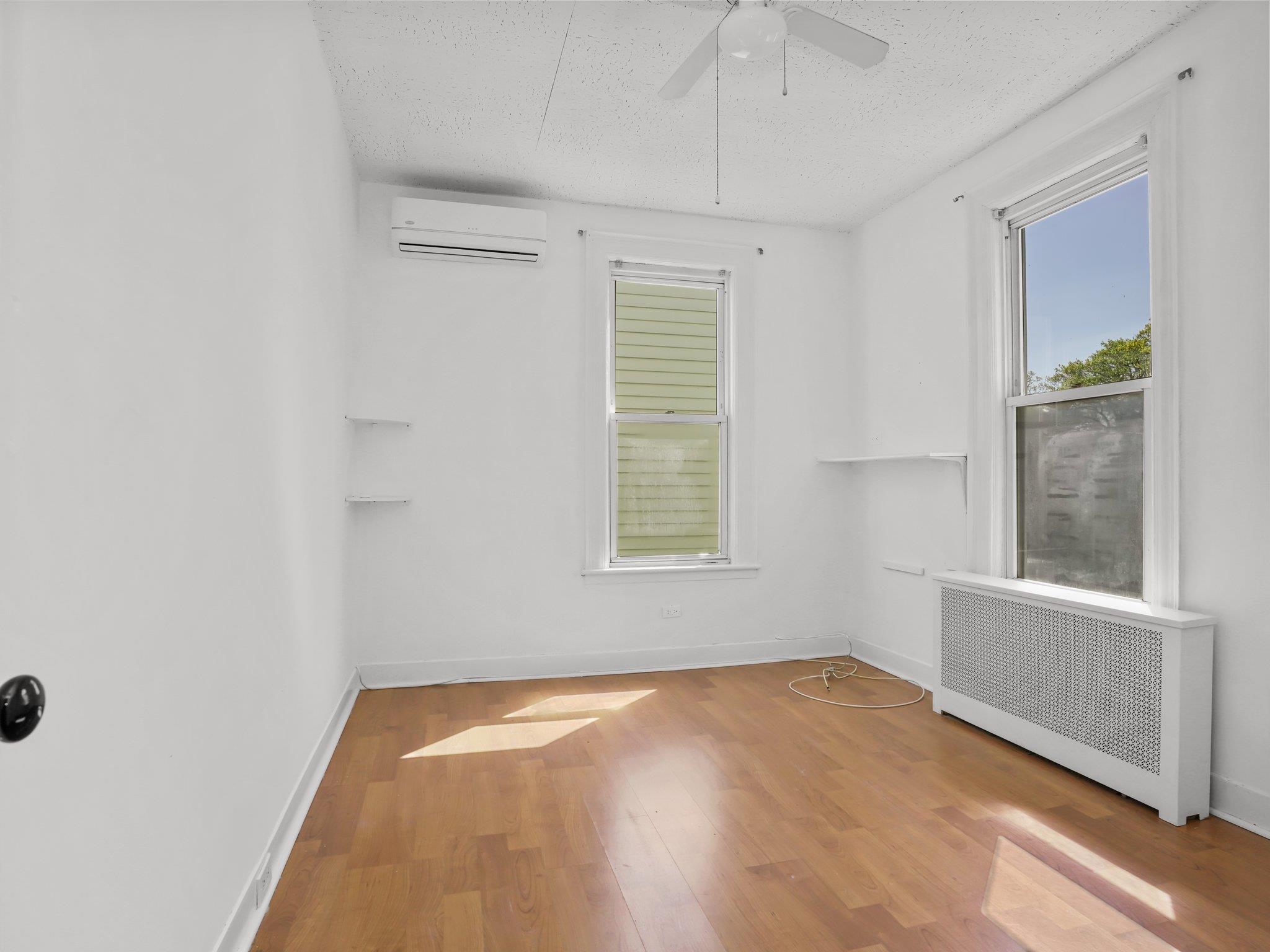 324 E 239th Street, Bronx, New York image 27