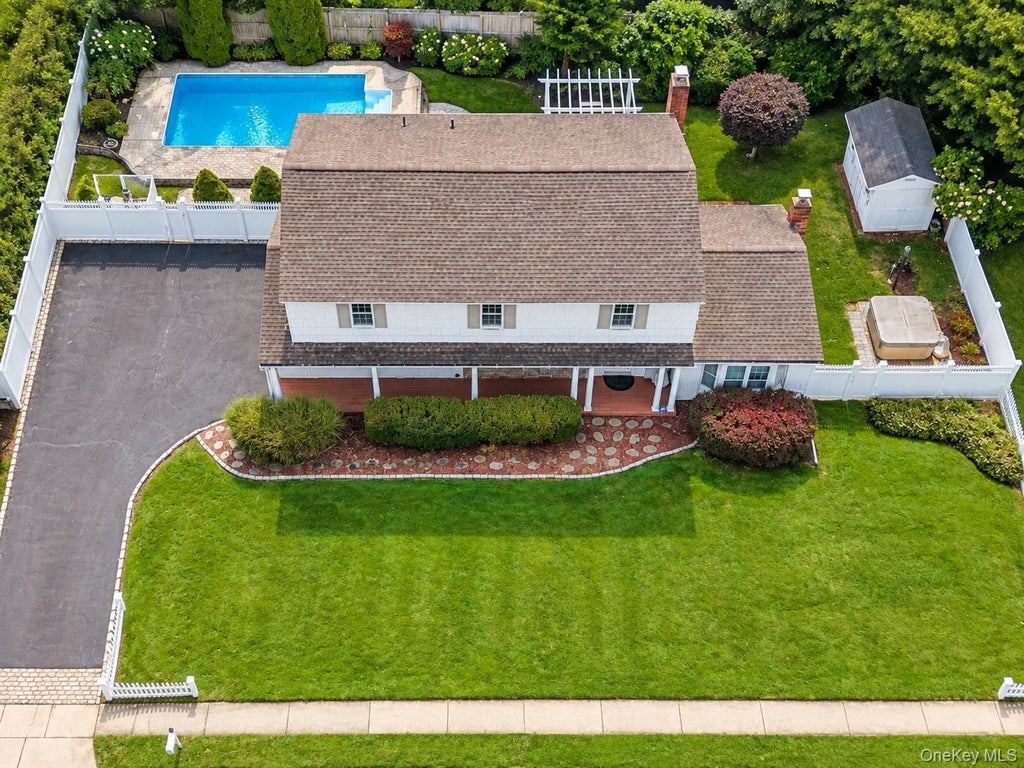 Photo of 14 Osage Drive, Huntington Station, NY 11746 (MLS # 1063681)