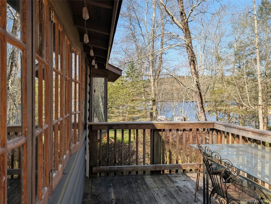 Photo of 628 Lake Shore Drive, Smallwood, NY 12778 (MLS # 1003006)