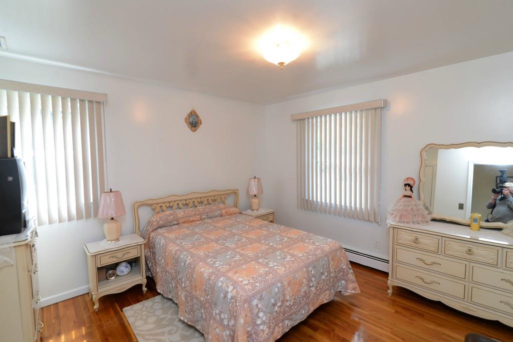 570 Manville Road, Pleasantville, New York image 16
