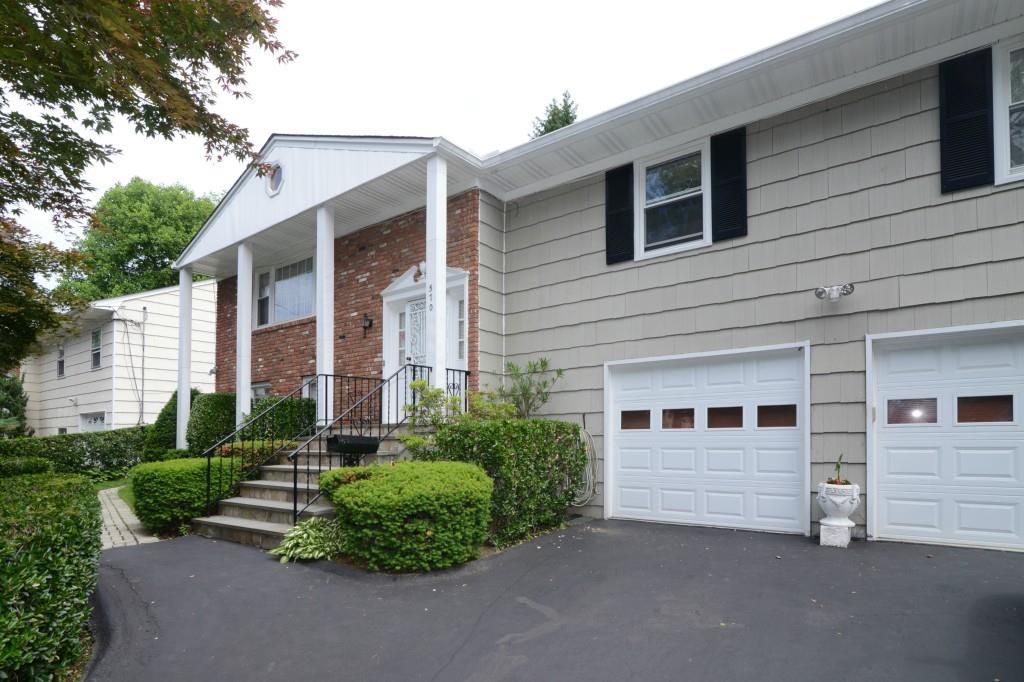 570 Manville Road, Pleasantville, New York image 31