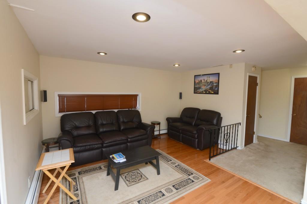 570 Manville Road, Pleasantville, New York image 18